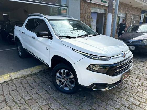 FIAT TORO 2.0 16V TURBO DIESEL VOLCANO 4WD AT9